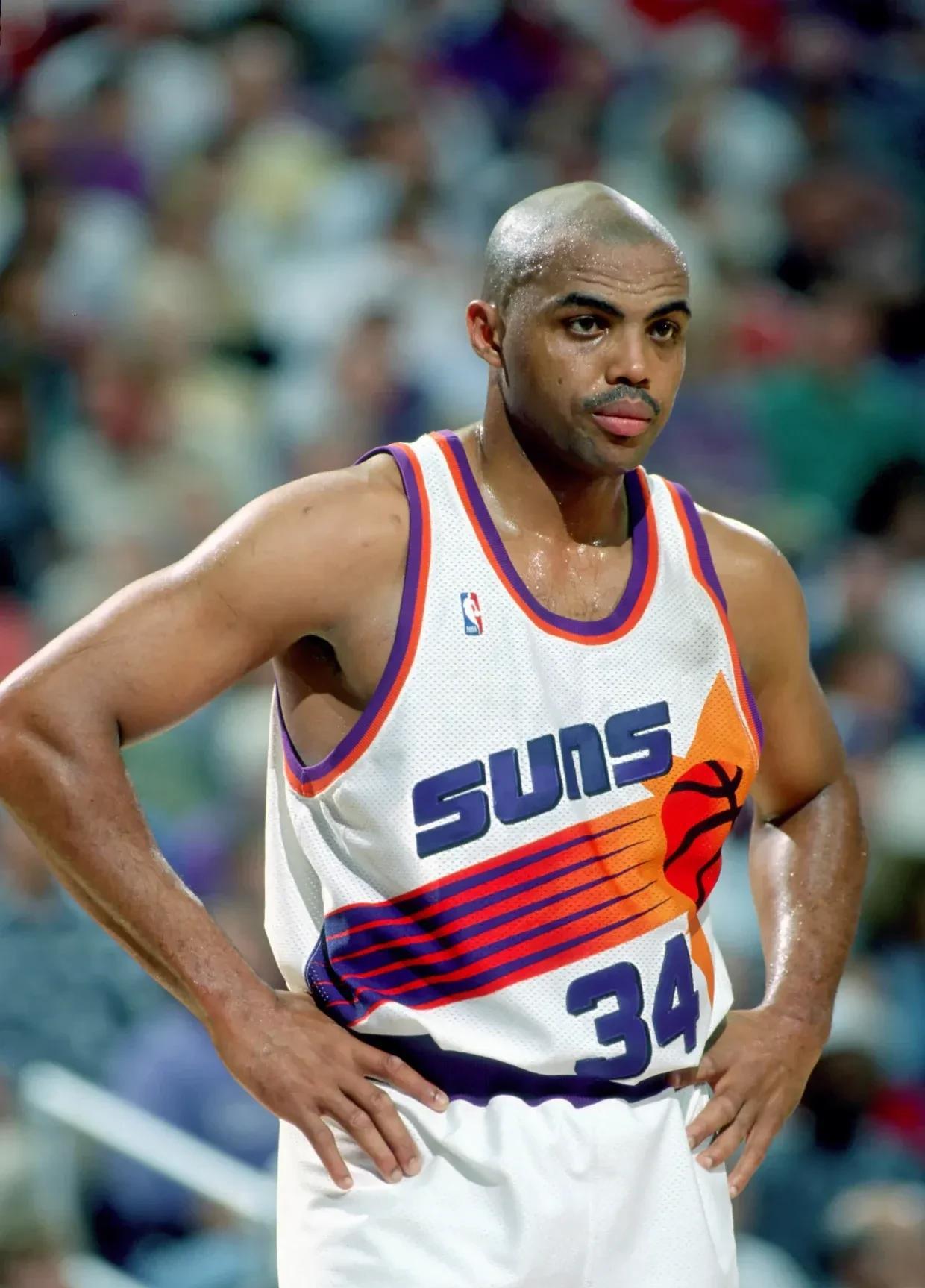 20世纪90年代NBA得分最高的10位球员：马龙超过乔丹3356分(3)