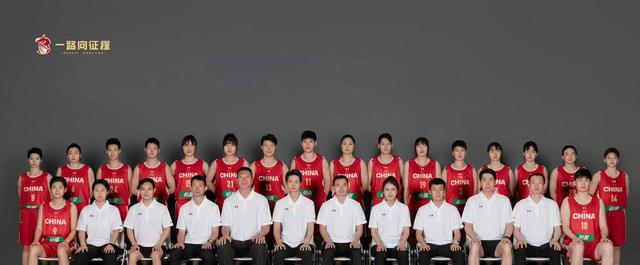 中国女篮上演首秀！冲击世界杯冠军，杨舒予离队，明星后卫领衔(4)