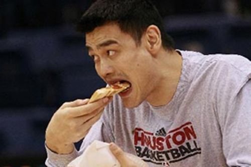 NBA十大球员的疯狂饮食经：杜兰特吃海鲜上瘾，詹姆斯一天吃6顿！(6)
