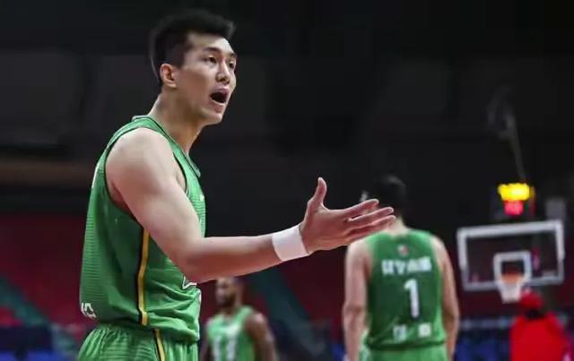 中国男篮出征世预赛，哪位将成为球队的新核心？(1)