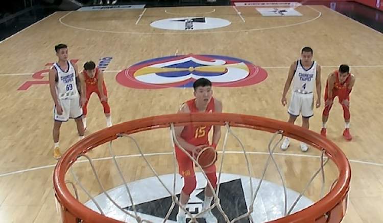 从2分到36分！杜峰怒开“吹风机”，中国男篮顺利晋级世预赛第二阶段(6)