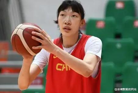 中国女篮的骄傲，24分8篮板暴虐西部第一，美媒称赞女版姚明(3)