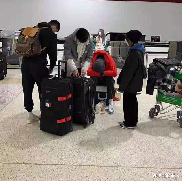 中国男篮好消息！第二批球员前往雅加达时间出炉，球迷期待周琦(3)
