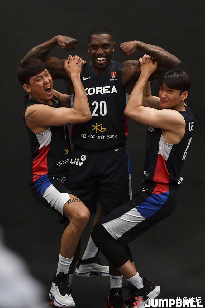 亚洲杯首战总结，韩国媒体大放厥词：这是中国男篮最差的一届(3)