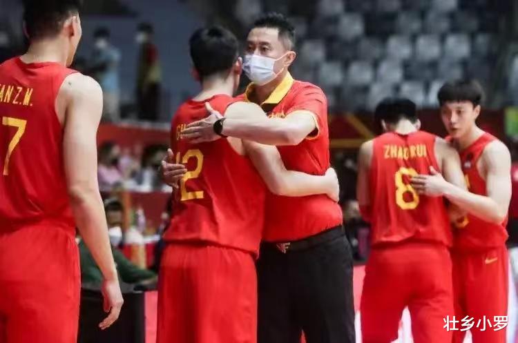 中国男篮任重而道远，连拿个亚洲冠军都是遥不可及的事，怎么谈？(1)