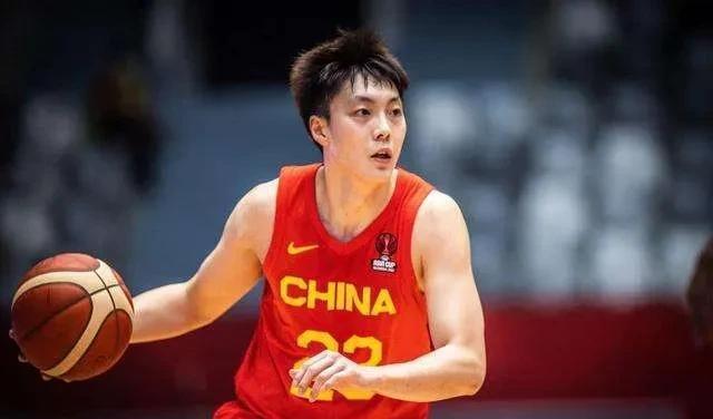 中国男篮亚洲杯“罪人”坦言，最后一场身体很虚，已站不住(3)