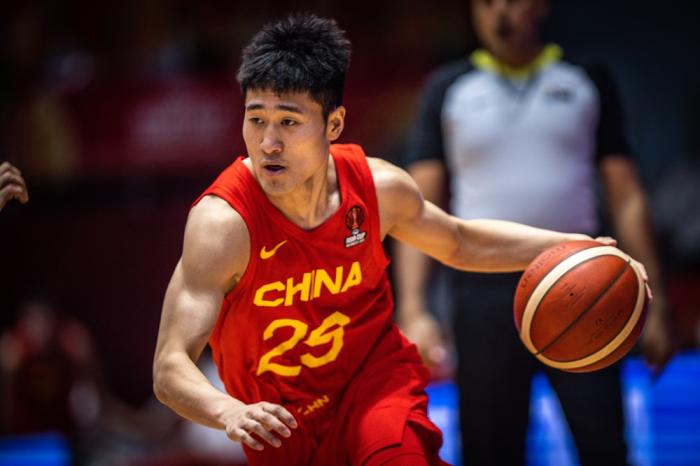 亚洲杯中国男篮12人数据全收录：顾全得分王，徐杰出场时间只比姜伟泽多0.9分钟？(33)