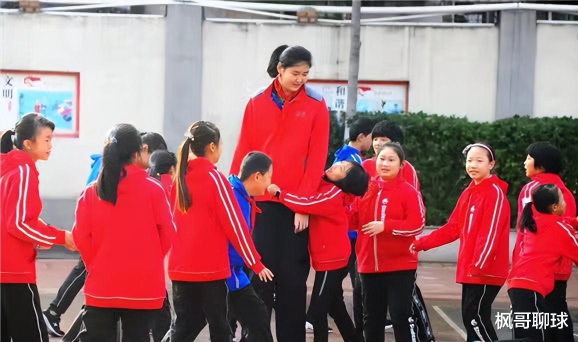 身高2.23米，三节砍下62分，15岁女姚明能够进入中国女篮吗？