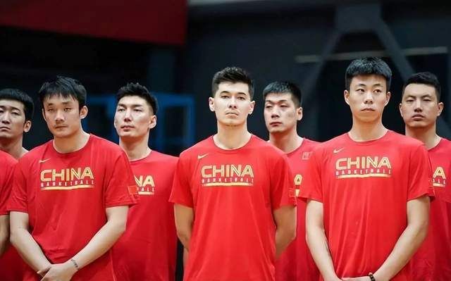 中国男篮最新动态，欧洲拉练传来坏消息，杜峰担心的事情发生了(5)