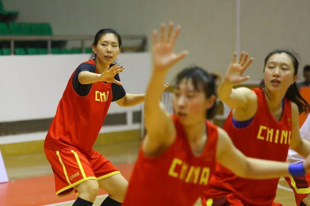 中国女篮的巅峰，身高就是她最大的优势，亚洲第一中锋就是这样得来的