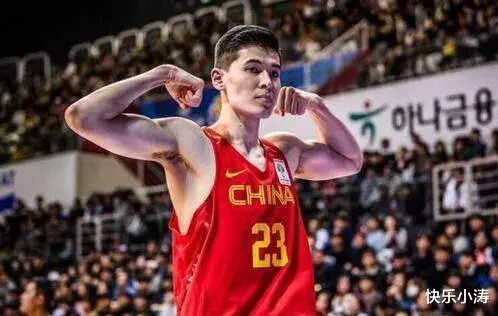 中国男篮感觉如今大赛阵容换的太快和太频繁了！(1)