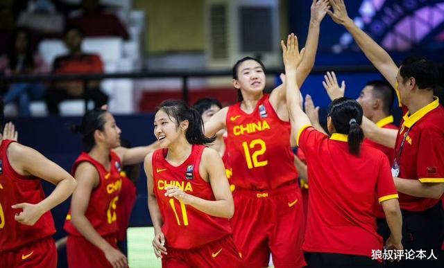 中国女篮17分大胜韩国，三大喜讯出炉，如释重负像夺冠一样庆祝(1)