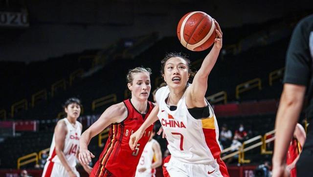 国际篮联：中国女篮有理由走上冠军领奖台，并说出一个原因(3)