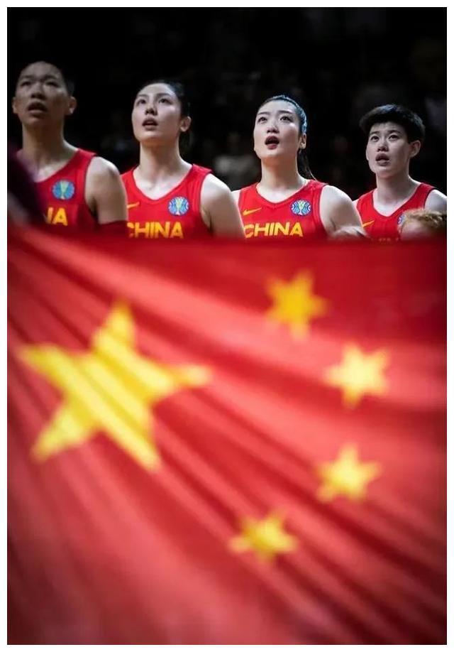 郑嶶：总结中美大战，我们受益匪浅；媒体：china女篮在为决赛练兵(7)