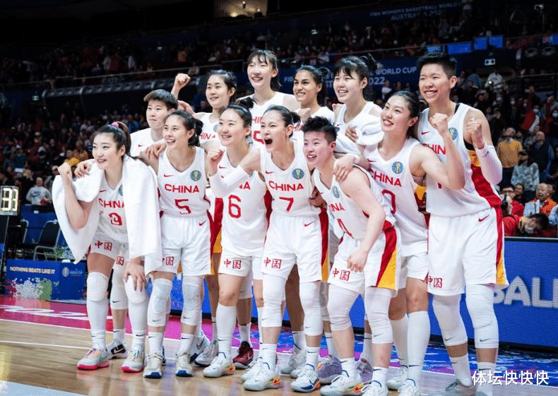 冲击决赛！人民日报+新华社提前预热为中国女篮加油，全国关注