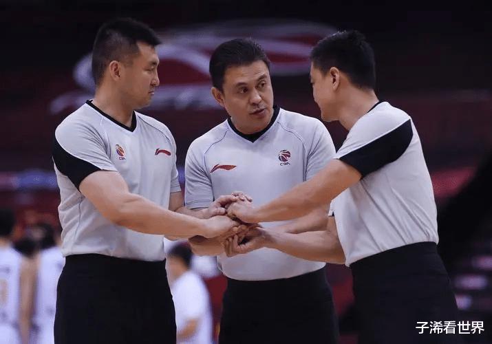 下午13点！CBA曝出争议决定：中国篮球遭质疑，球迷骂声一片(3)