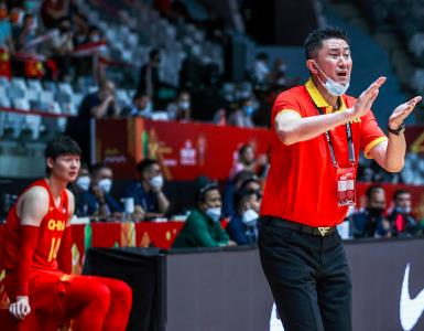 中国篮球名宿发声，矛头直指杜锋，姚明还能无动于衷？