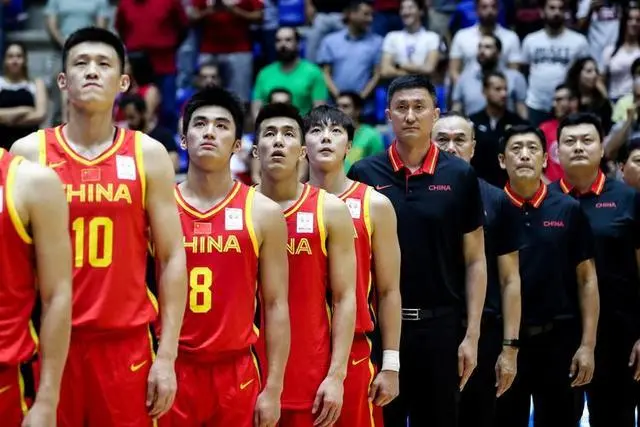 中国男篮目前已经确定的主力球员其实只有两人！(1)