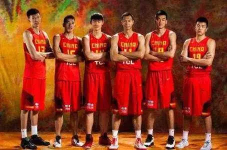 中国男篮目前已经确定的主力球员其实只有两人！(3)
