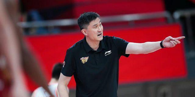 中国男篮24人名单，辽篮4将上了榜单，广东也有四名球员入选(2)