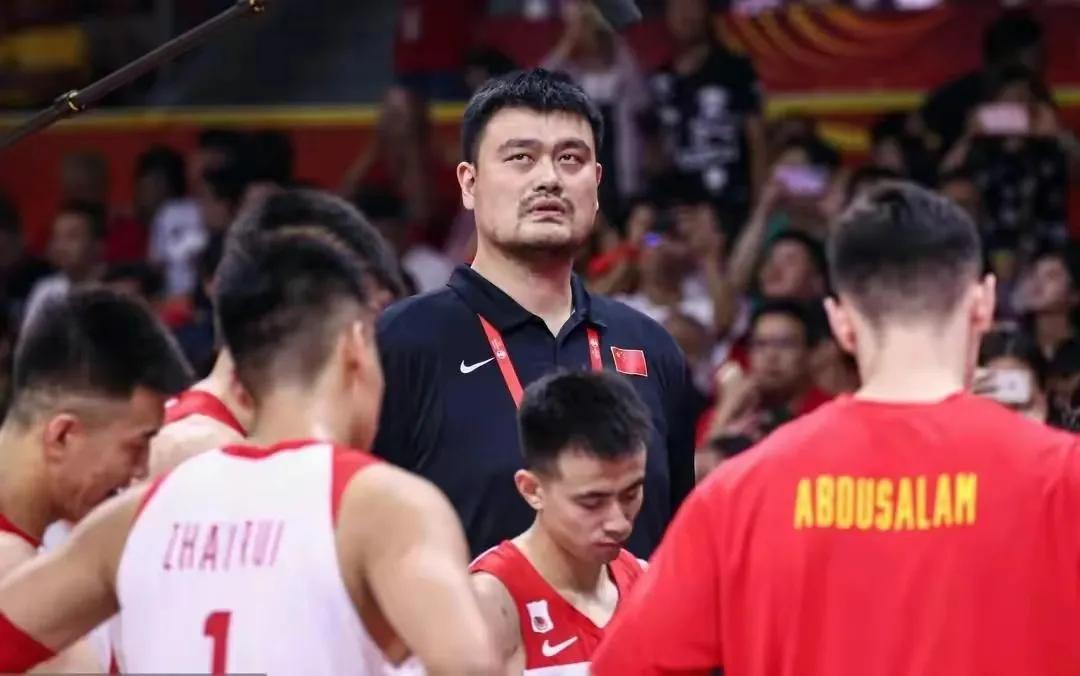 中国男篮阵容凸显四大特点：全面开启欧洲篮球的“高快准”之路(2)