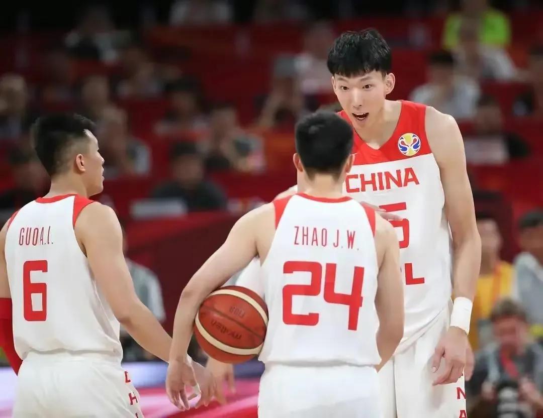 中国男篮阵容凸显四大特点：全面开启欧洲篮球的“高快准”之路(6)