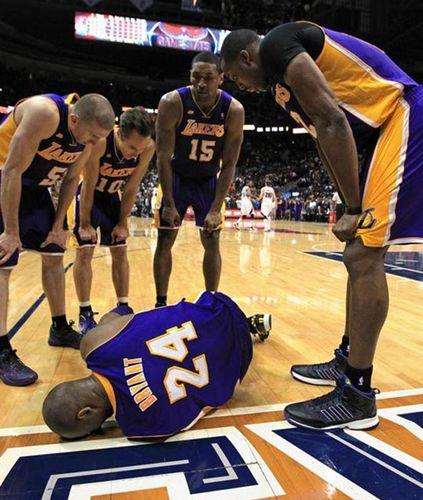 NBA臭名昭著的“恶意垫脚”行为，你知道几个？(7)