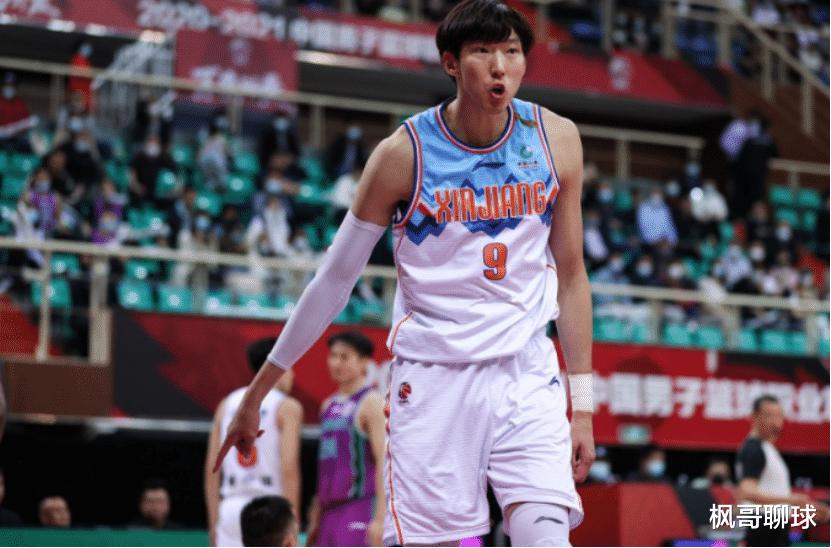 中国男篮登上第一！新疆男篮撕破脸皮，中国女篮多人冲击WNBA