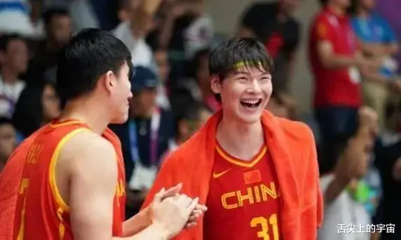 世预赛过后，中国男篮16人，6人位置稳，4人被放弃，其余继续考察(2)