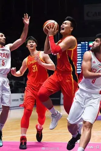 中国男篮又干翻伊朗男篮了