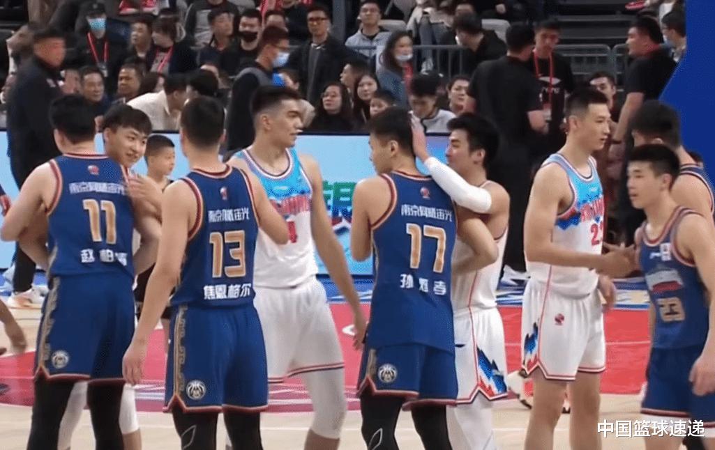新疆男篮险胜，同曦男篮连续第9个赛季无缘季后赛，林葳29+6+4(3)