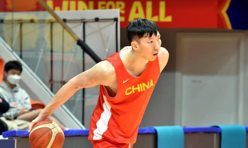 中国男篮迎来NBA大锤，锋线终于无忧，前八我们回来了(4)