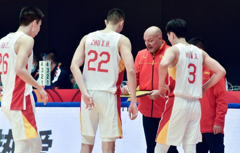 中国男篮迎来NBA大锤，锋线终于无忧，前八我们回来了(6)