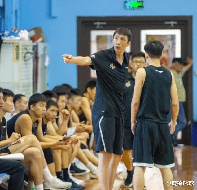 正式官宣！中国男篮名将担任江苏男篮主教练，又一少帅成功上位(2)