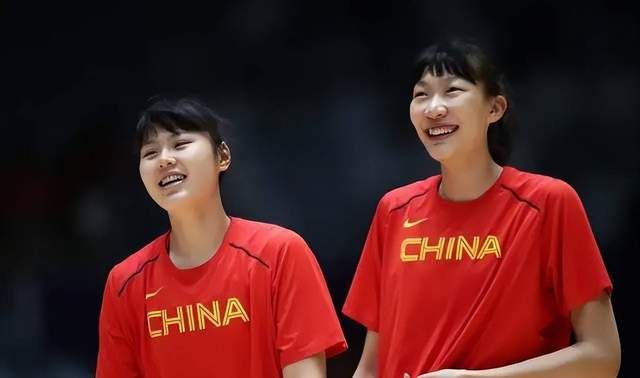 中午11点30分，CCTV直播亚洲杯，中国女篮四大世界亚军首发(4)