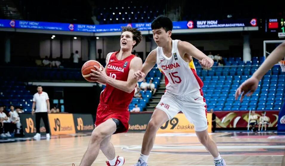 

大胆预测，中国U19男篮12人以后的归宿

杨瀚森，以后青岛队大腿，拉了一场(1)
