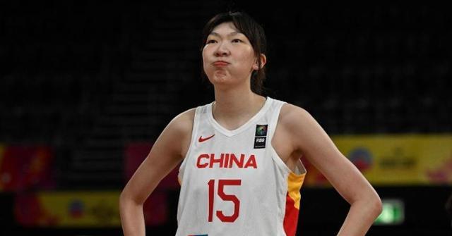 恭喜中国女篮，挺进奥运会资格赛，获得2025年世界杯入场券(2)