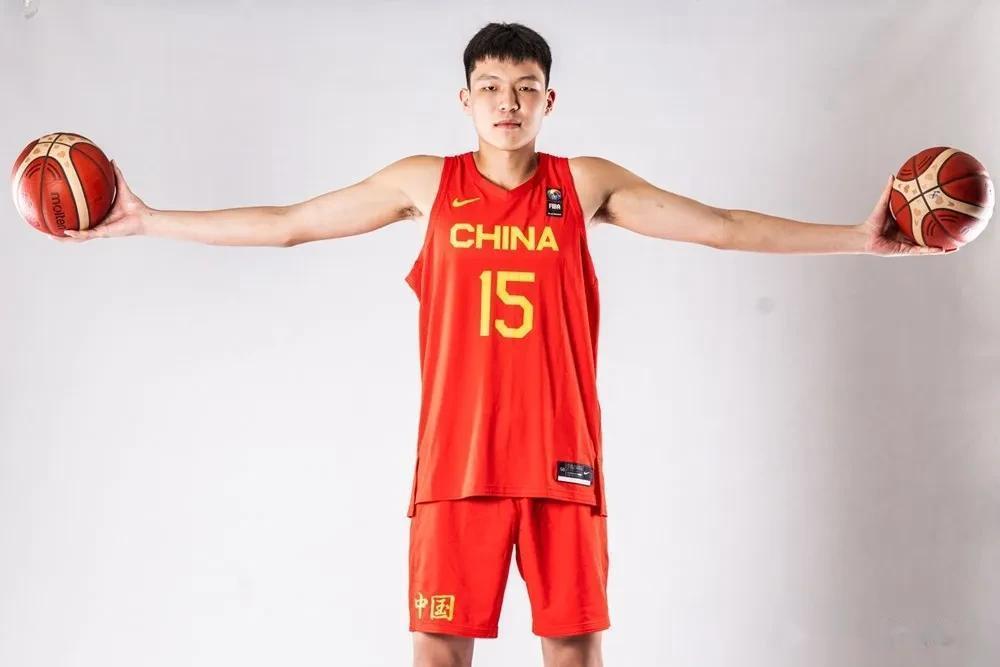 北京时间7月3日，在昨晚结束的U19男篮世界杯（下简称世青赛）9/10的争夺战中(5)