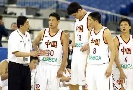 历届中国男篮薪酬：从月入5000到年入千万，比女篮教练高8倍！(3)