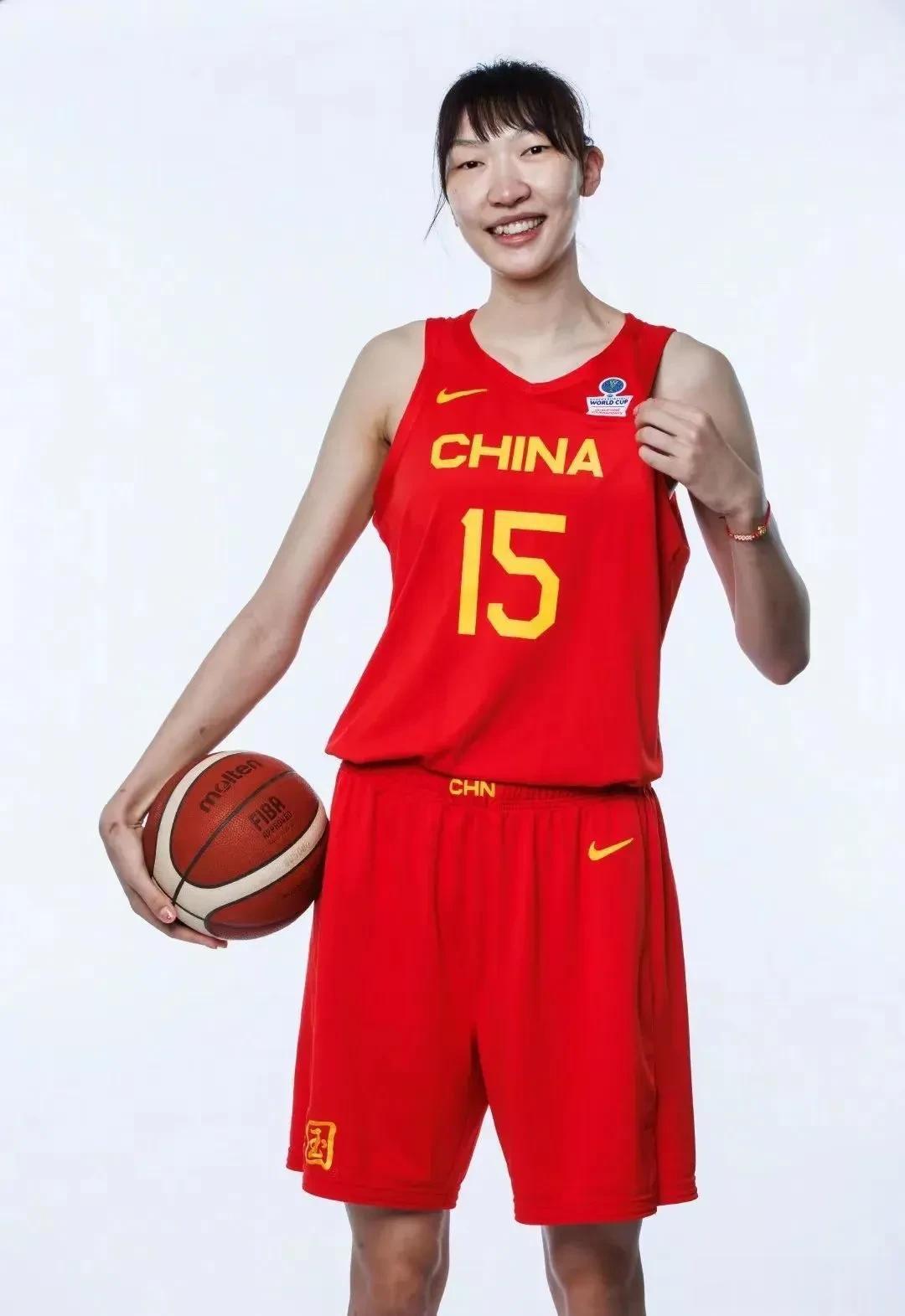 中国十大女篮运动员，你认识几个？

1、郑海霞
2、苗立杰
3、韩旭
4、隋菲菲(2)