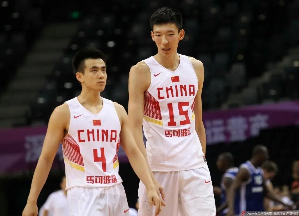 中国女篮在热身赛中输掉18分，乔帅亮出底牌，两位队员将被淘汰出征世界杯(2)