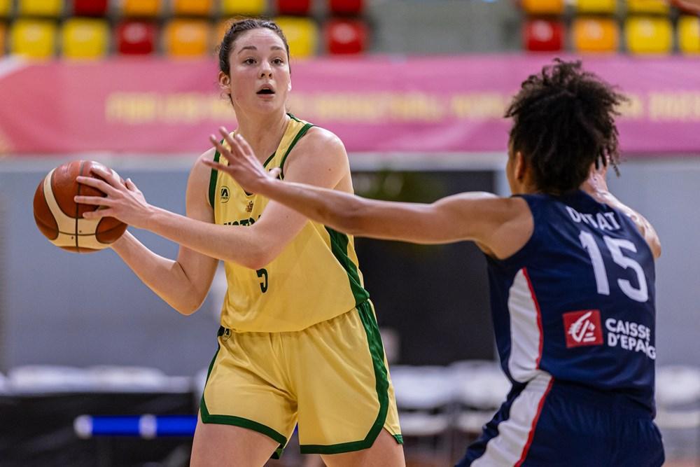 U19女篮世界杯-法国女篮4分险胜澳大利亚女篮排名小组第2
 
北京时间7月18(6)