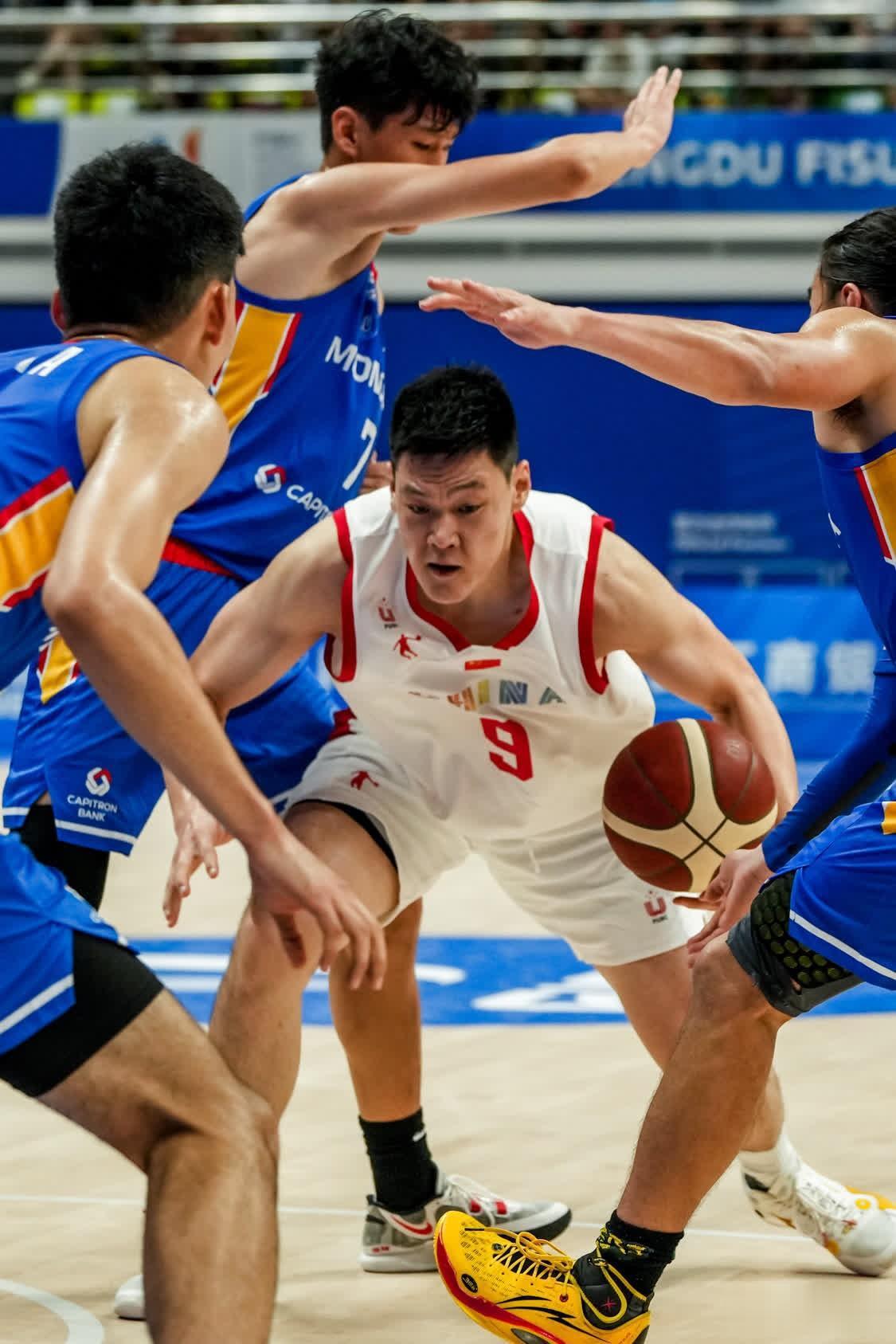 谁能想到，中国男篮75-71战胜蒙古男篮，但是这场比赛有3个方面更加让人难以想到(1)