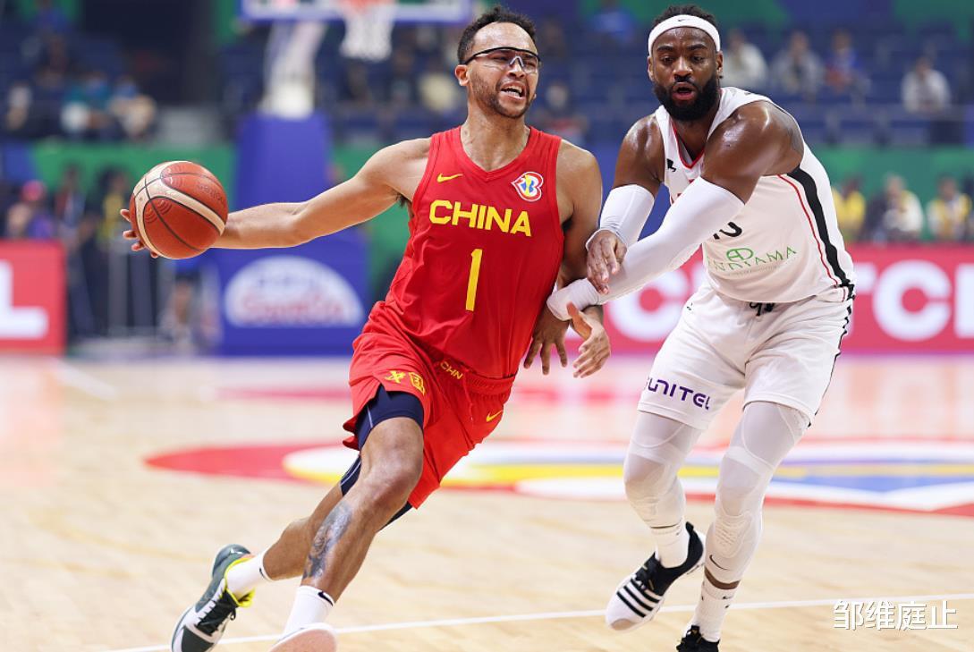 排位赛第二战，中国男篮对决菲律宾，胡明轩霸气表态，想打奥运会(1)