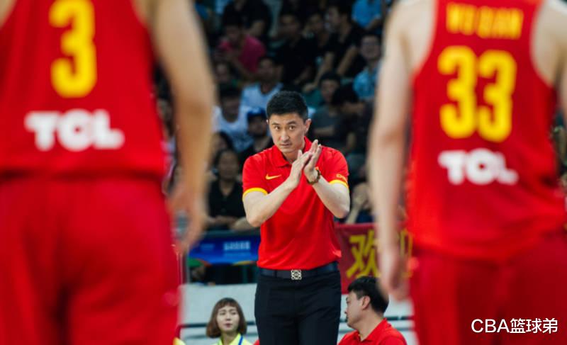 中国男篮宣布新任主帅，杜锋落选，引发球迷猜测(1)