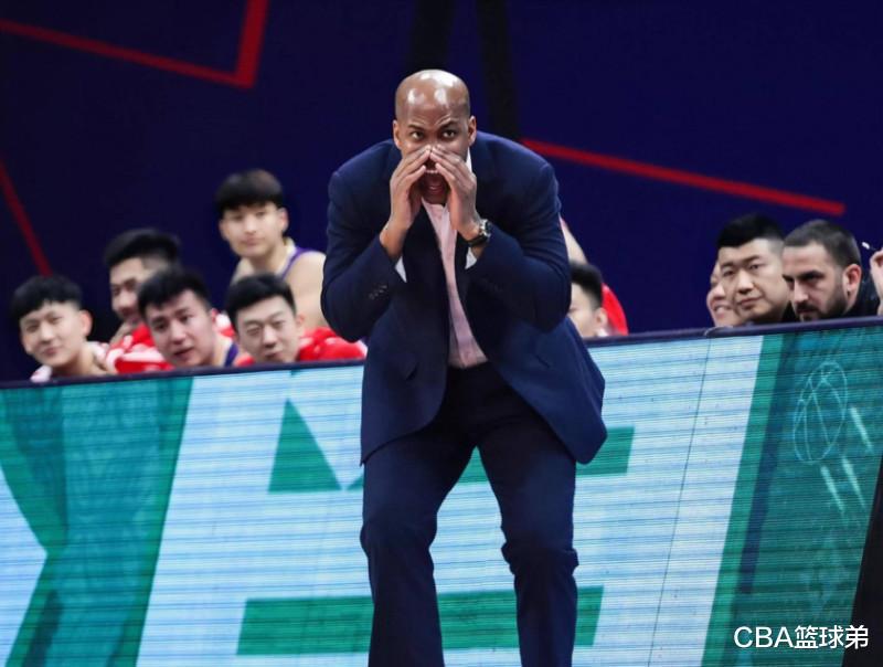 中国男篮宣布新任主帅，杜锋落选，引发球迷猜测(2)