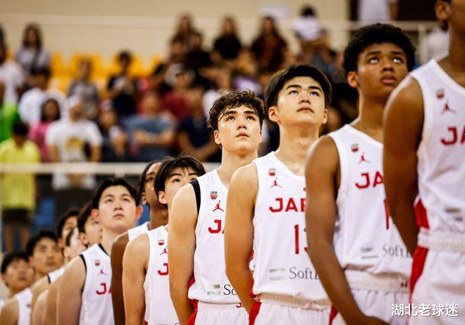 脸都不要了！日本U16男篮3黑人1白人1华裔，未遇中国男篮已出局(2)