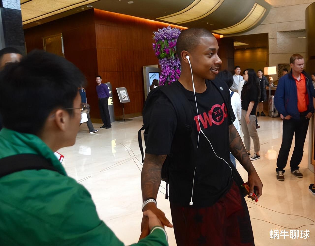 来中国捞金的小托马斯，在NBA征战11个赛季，赚了多少钱？