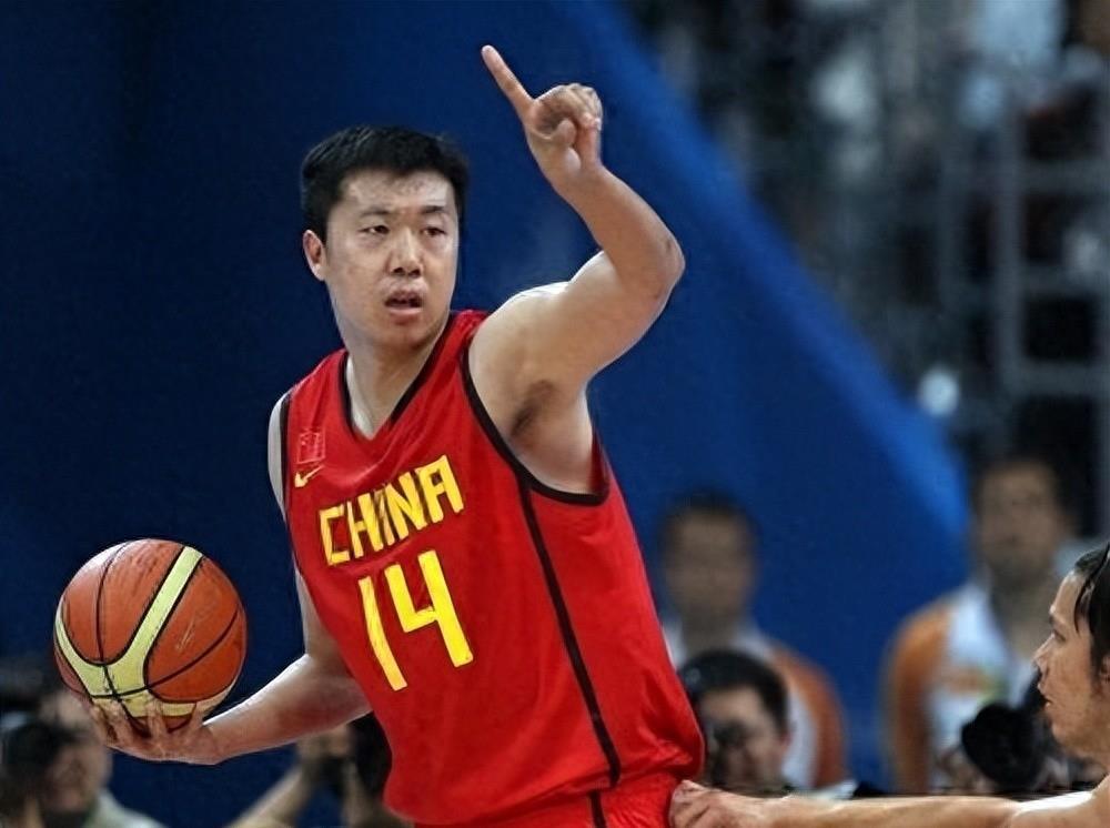 逼姚明退役，陷害王治郅，他靠一己之力让中国篮球倒退20年！(9)