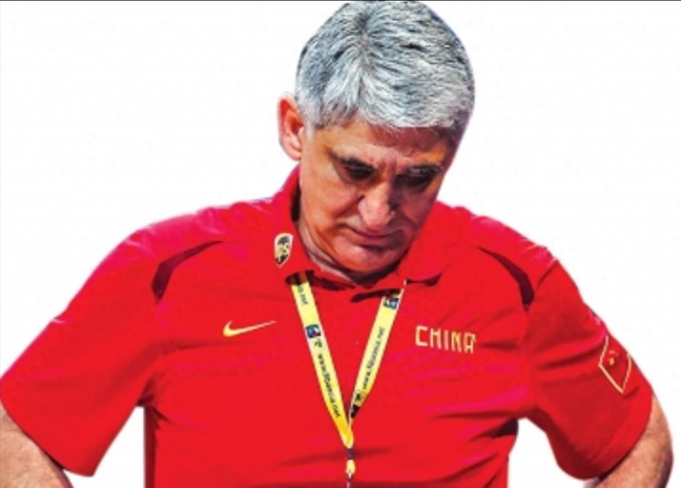 逼姚明退役，陷害王治郅，他靠一己之力让中国篮球倒退20年！(51)